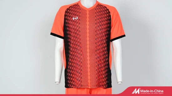 Neues kundenspezifisches Sublimations-Fußballuniform-Set Thailand-Qualitäts-Fußballtrikot